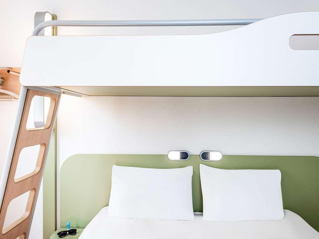 Ibis Budget Paris Coeur D'orly Airport 2*